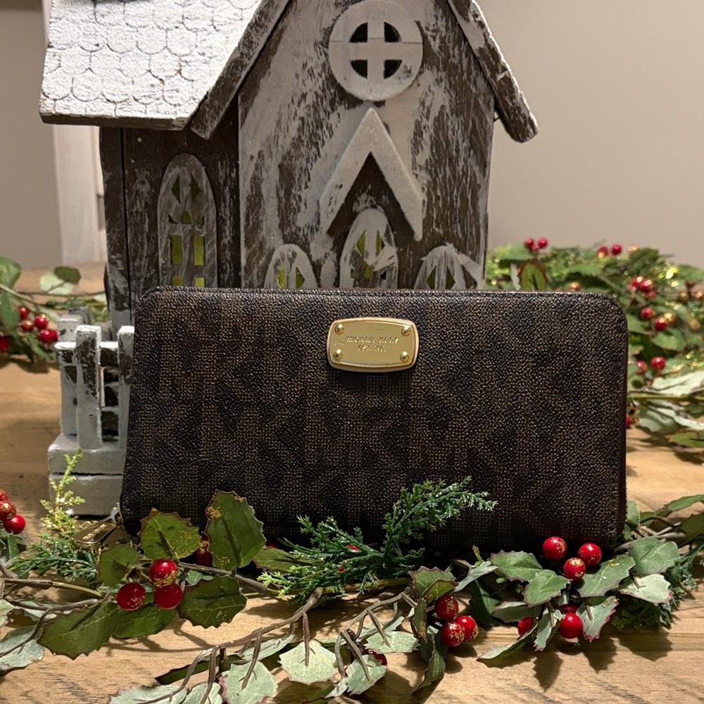 Michael Kors Dark Brown Signature Wallet